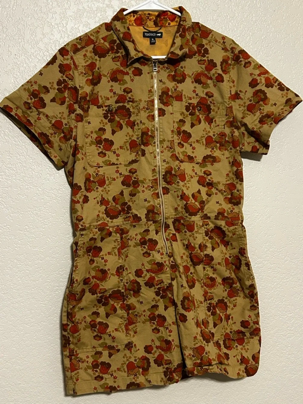 Toad&Co zip-front utility romper in a unique earthy floral print. - Picture 2 of 8